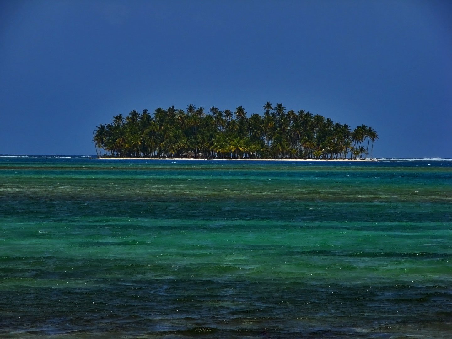 Degradê do mar de San Blas- Foto: Silnei L. Andrade / Mochila Brasil