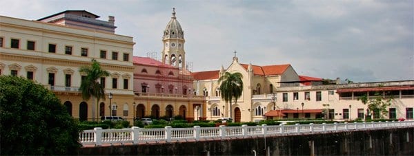 cascoantiguopanamacity Vista parcial de prédios do Casco Antiguo, Panamá City - Foto: Silnei L Andrade / Mochila Brasil