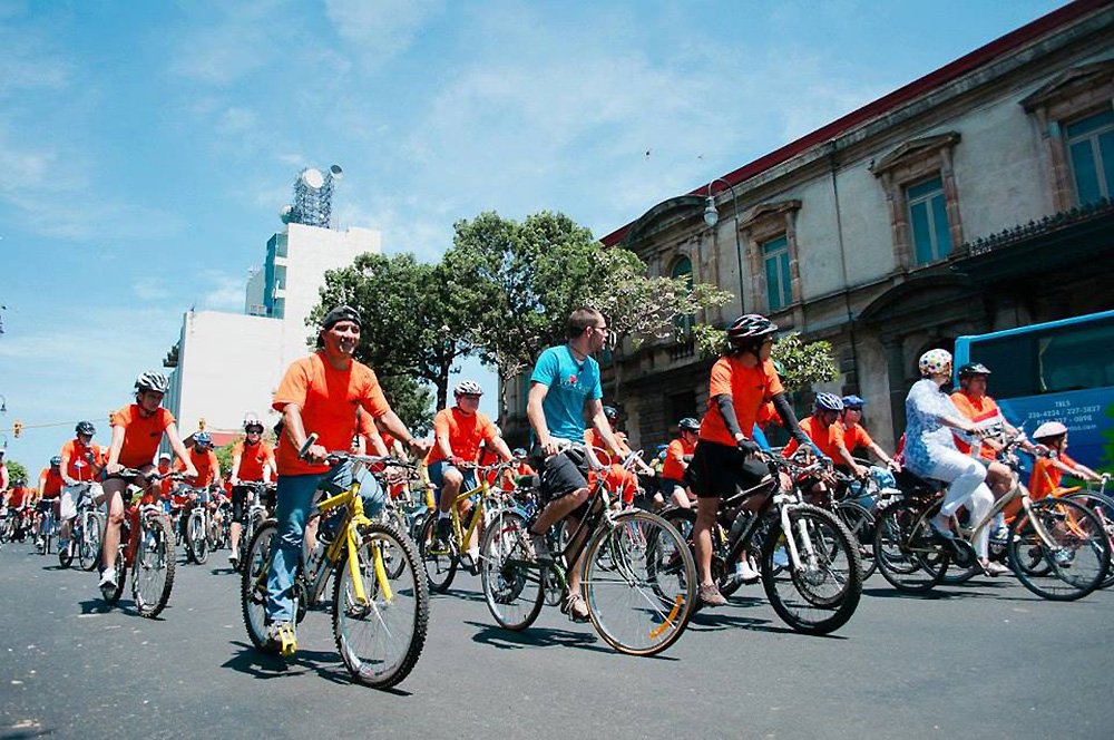 Pedaladas pelas ruas de San José | Foto: Divulgação/ChepeCletas