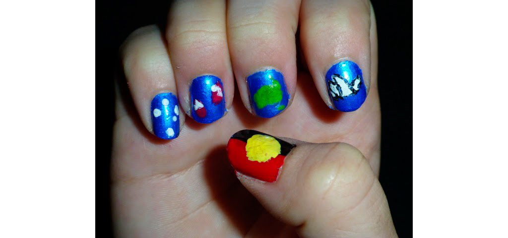 Inspirada em Sidney (é, no dedo indicador está o 'Sydney Opera House') | Foto: Nerd with nails