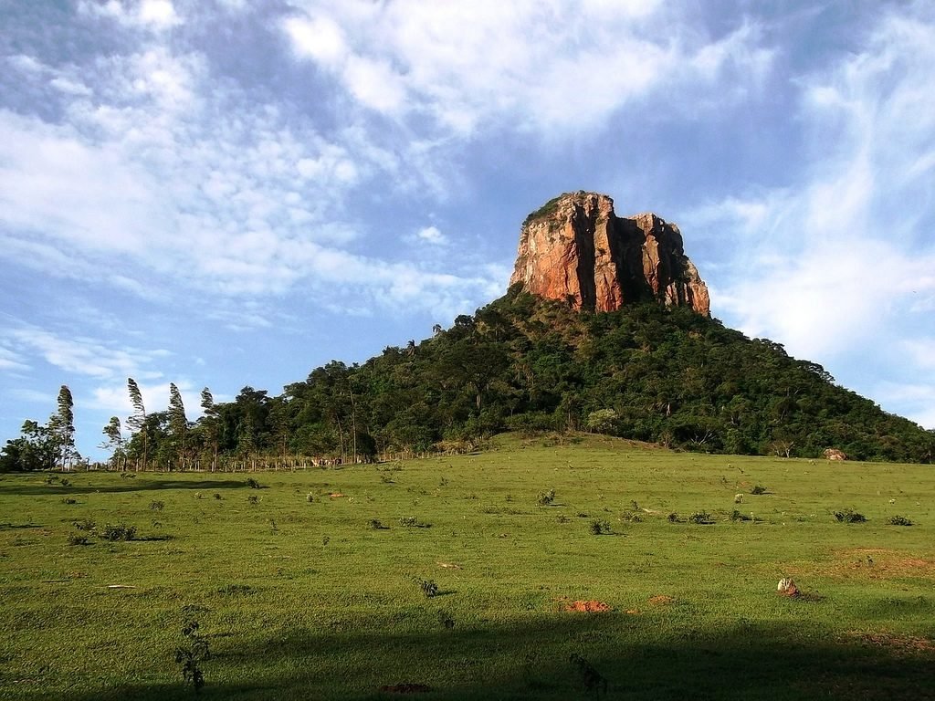 Morro do Cuscuzeiro em Analândia - Foto: Pousada Vale Da Lua