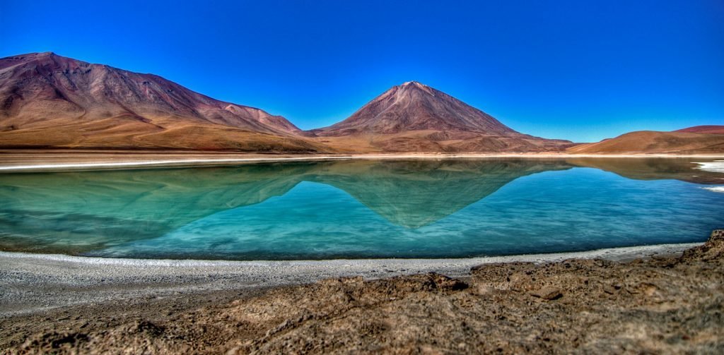 O que fazer na Bolívia: Laguna Verde - Foto: incaadventure.com.br