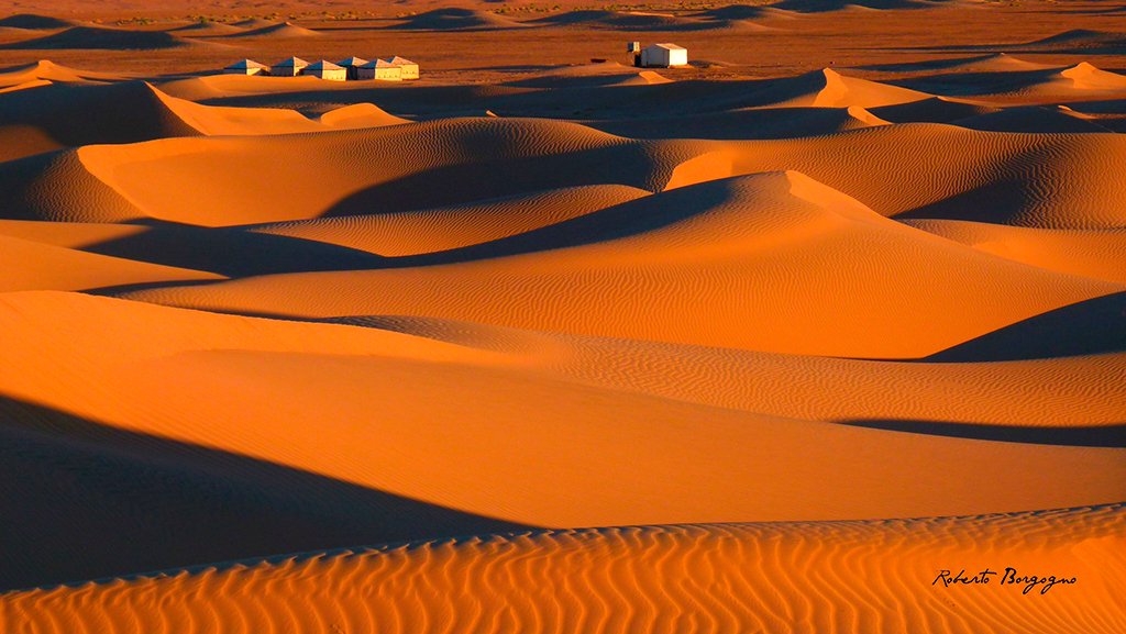 Pôr-do-sol nas dunas de M'hamid - Zagora - Marrocos | Foto: Roberto Borgogno.