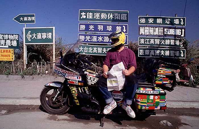 Scotto e a 'Princesa Negra' na China | Foto: Emilio Scotto/Arquivo pessoal.