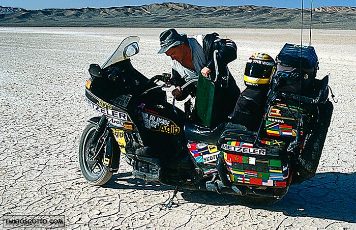 No Deserto de Gobi - China/Mongólia | Foto: Emilio Scotto/Arquivo pessoal.