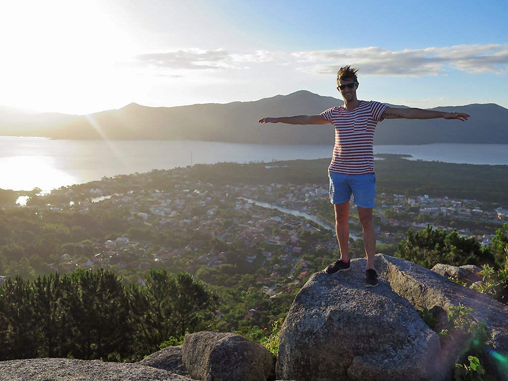 Em Florianópolis (SC) - Brasil | Foto: TheBackpackerIntern.com