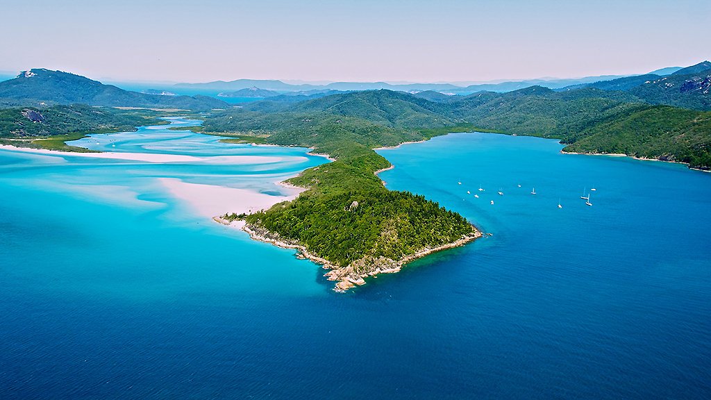 Vista das ilhas Whitsunday, ao sul da Gold Coast | Foto: Richard Rydge.