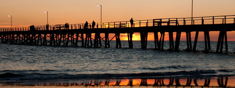 Pôr-do-sol em Henley Beach, uma das praias de Adelaide | Foto: Kevin Smith.