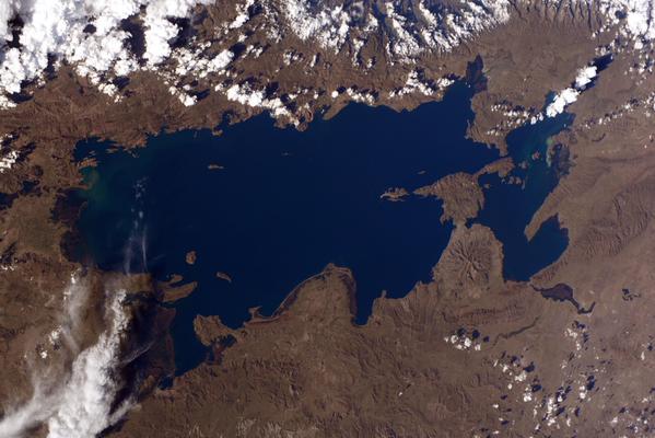 Lago Titicaca visto do espaço | Foto: Terry W. Virts.