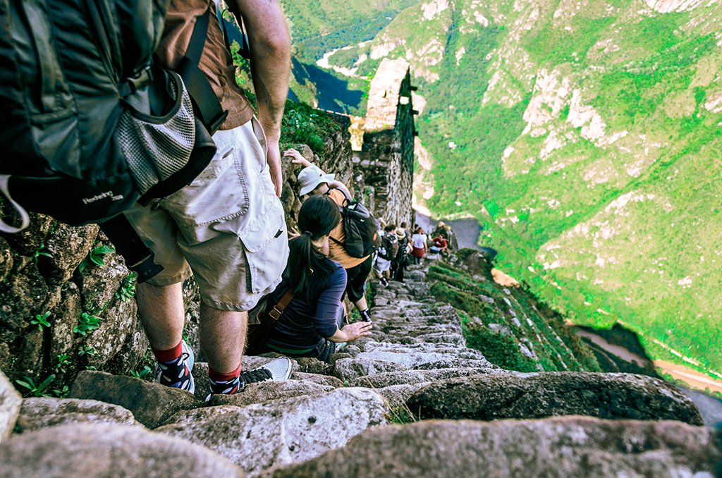 Mas pode encontrar uma pequena fila destas nas escadas da montanha | Foto: Nelson Alvarez.