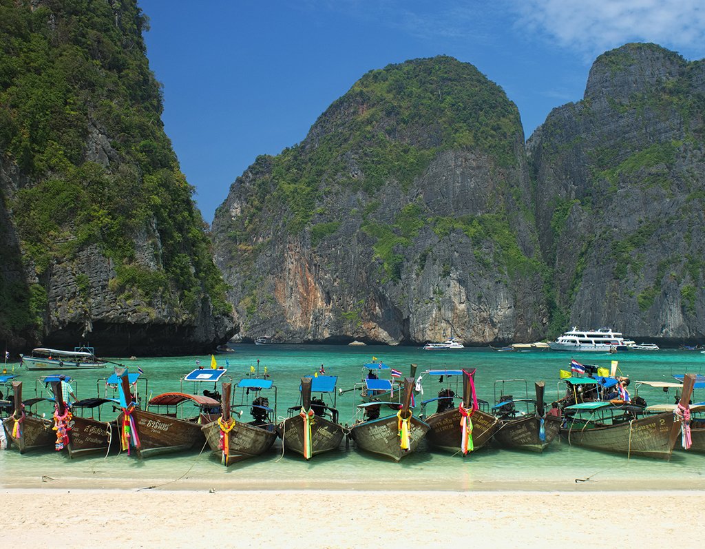 Maya Bay é um dos destinos mais visitados e fica no sul do país | Foto: Nicolas Vollmer.