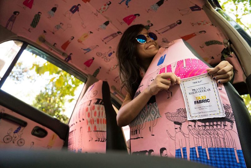 Obra de Pranita Kocharekar (que aparece na imagem) | Foto: Taxi Fabric Project.