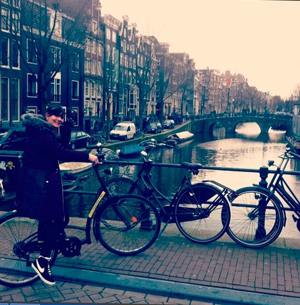 Em Amsterdam | Foto: Reprodução Instagram.