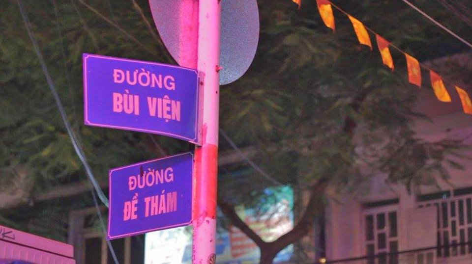 Bui Vien Street está na área mochileira do Distrito 1 da cidade | Foto: Reprodução Facebook.