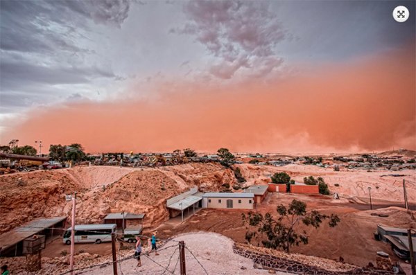 Além das altas temperaturas, deserto australiano também tem tempestades de areia e todo cuidado é pouco na região | Foto: Divulgação.
