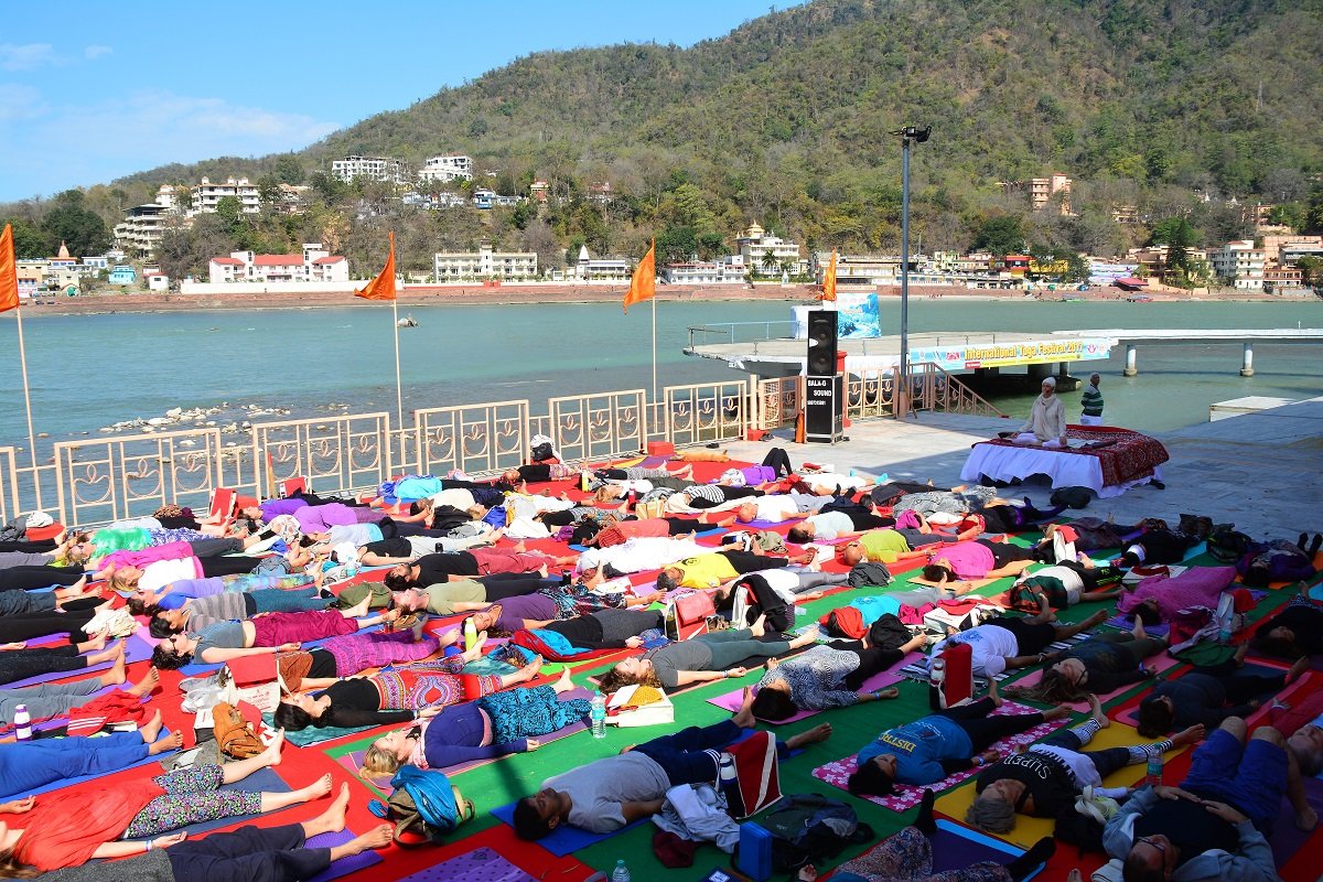 Participantes do Festival Internacional de Yoga