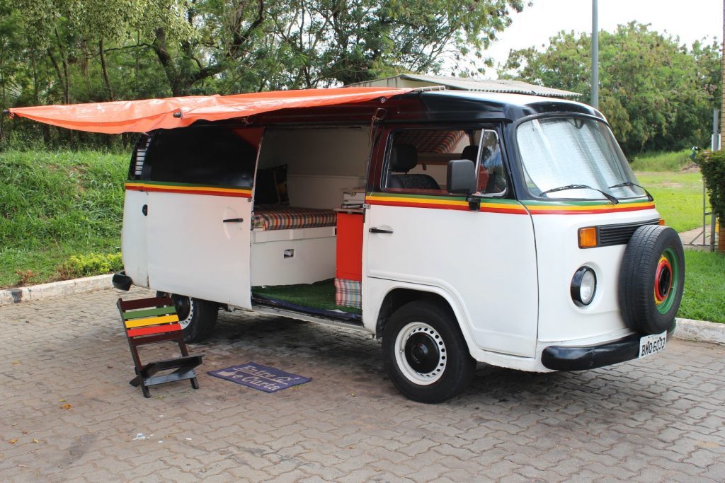 REFIZEMOS TODA A COZINHA DA KOMBI HOME 