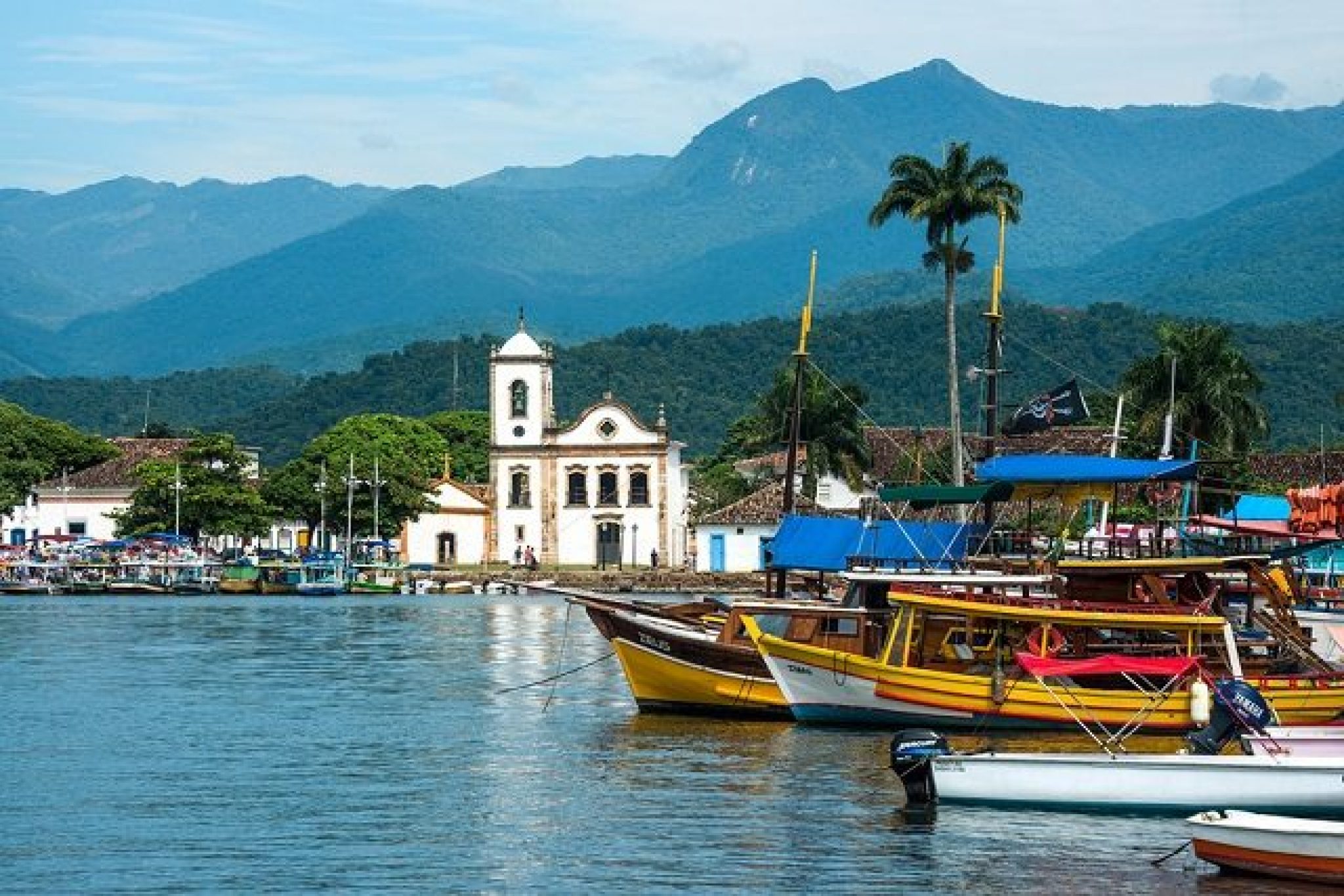 12 passeios para conhecer Paraty gastando pouco