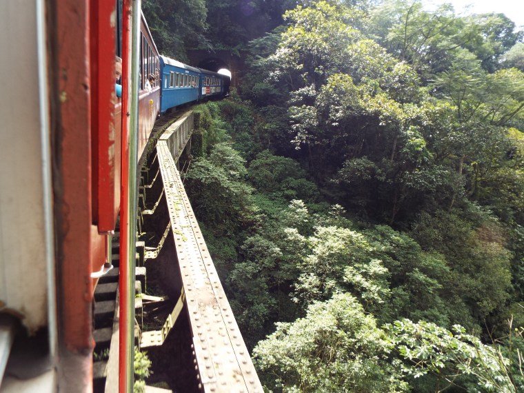 boradescobrir curitiba trem