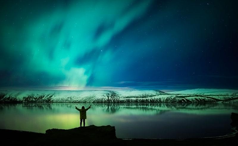 iceland reykjanes peninsula northern lights rth