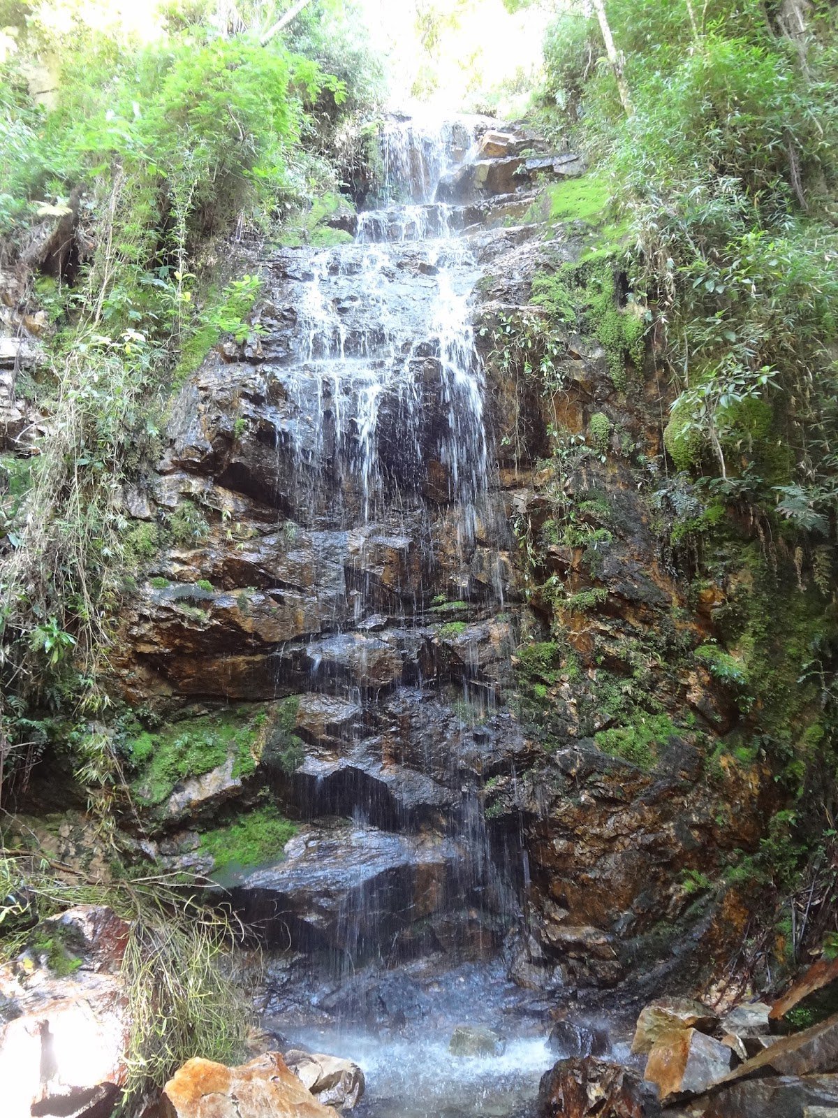 Cachoeira em uma das trilhas | Foto: Carlos Fuca