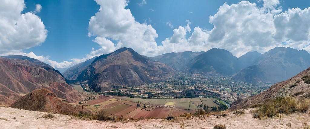 vallesagrado peru paul daly unsplash