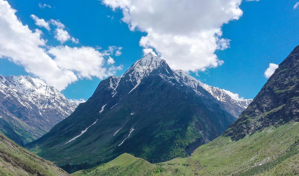 himalaia sadanand lowanshi unsplash