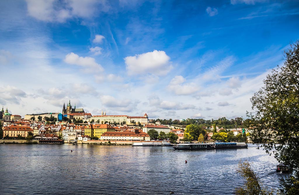 praga tan nguyen unsplash
