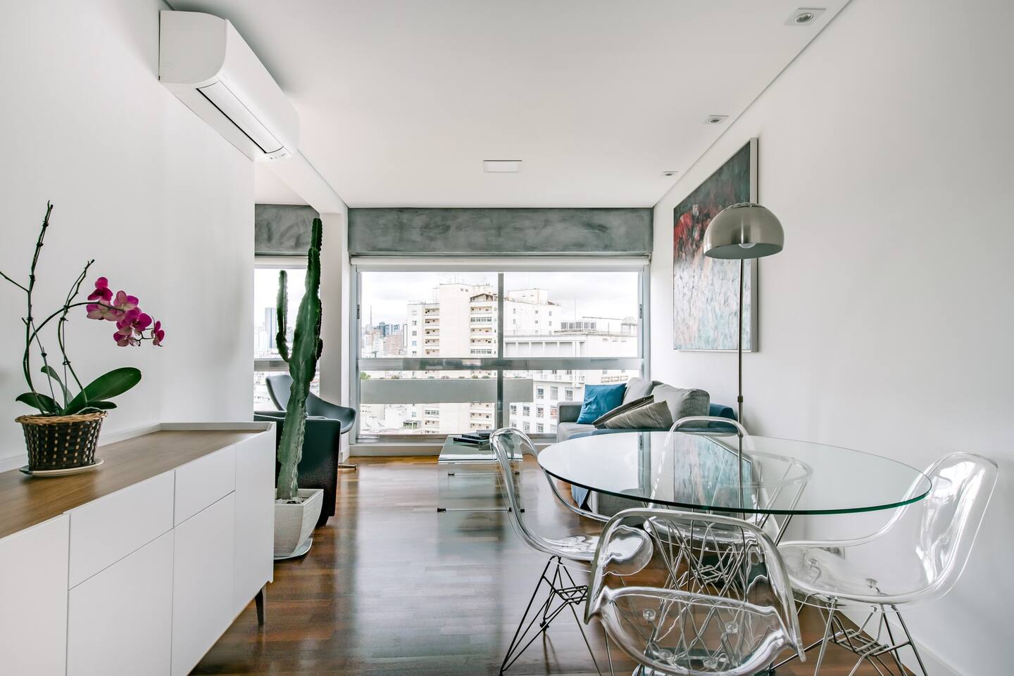 Airbnb em São Paulo: 9 apartamentos sensacionais 8 Airbnb em São Paulo: Apartamento com vista espetacular na República