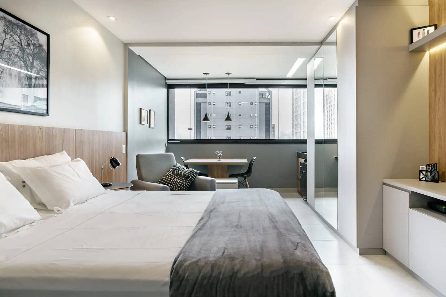 Airbnb em São Paulo: 9 apartamentos sensacionais 3 Airbnb em São Paulo: Studio minimalista na Vila Olímpia