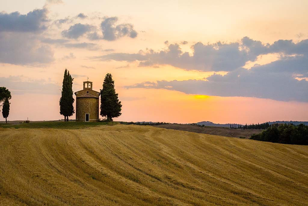 valedeorcia italia simon rae unsplash