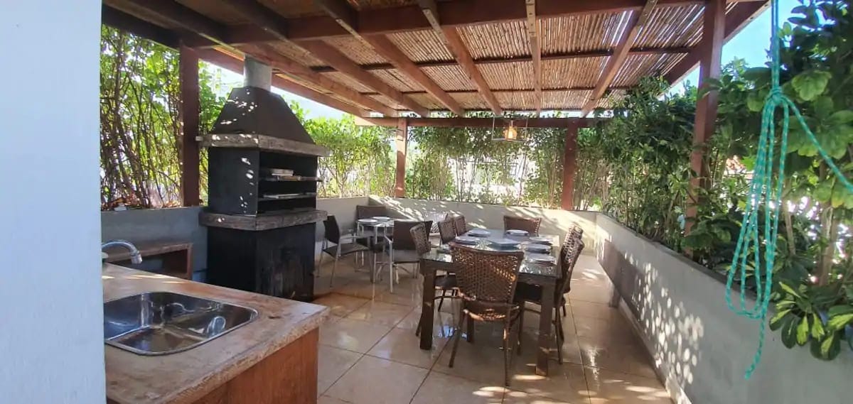 Airbnb em São Sebastião - Charmosa casa em Maresias com jacuzzi