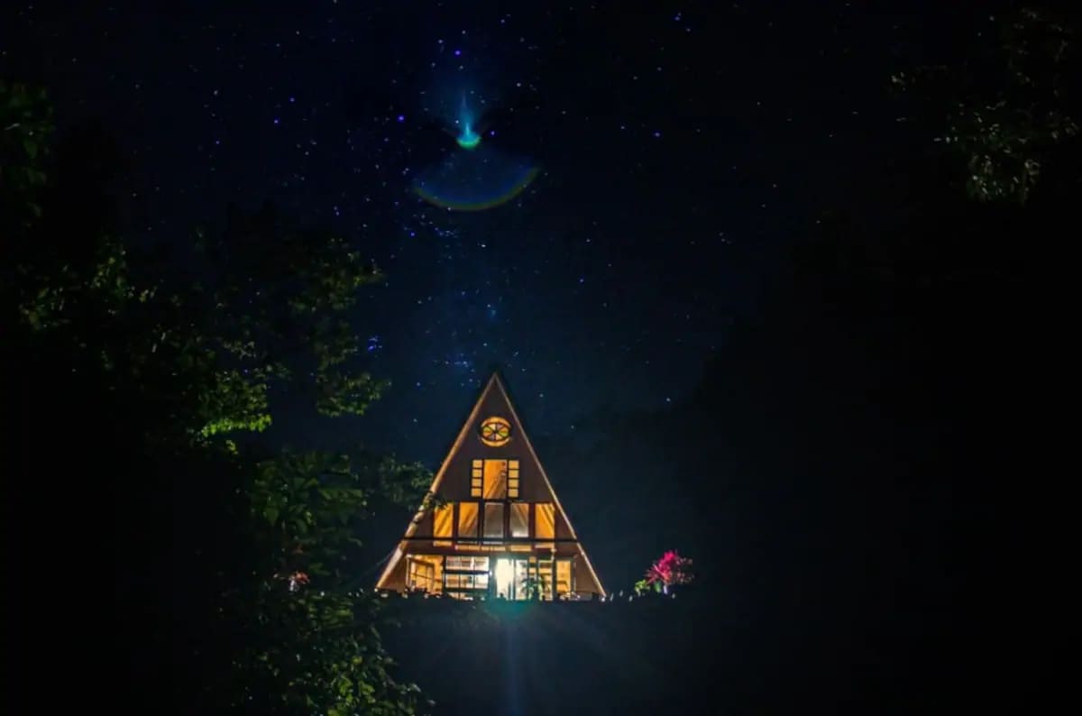 Glampings, tendas e domos: 10 incríveis opções Brasil afora 7 Chalé Prisma da Colina - Ecoturismo em Corupá - SC - Airbnb