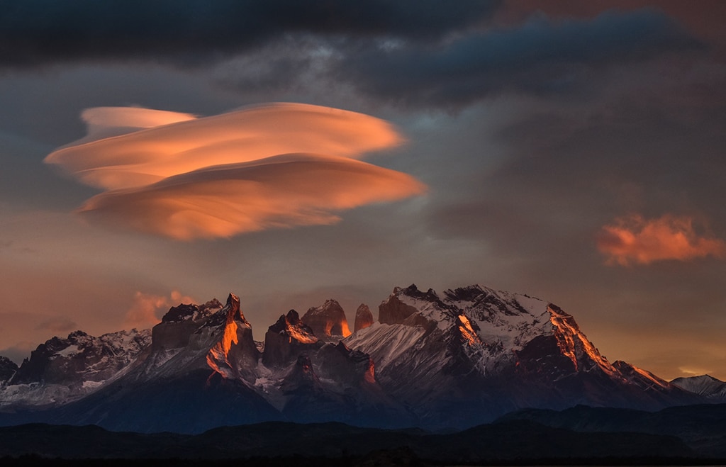 torresdelpaine marc thunis unsplash