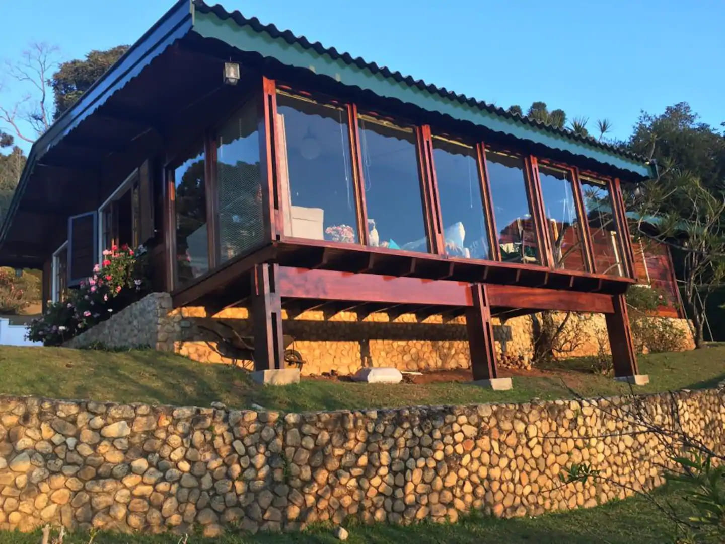 Airbnb em Campos do Jordão: casas são opção para quem busca ainda mais isolamento 9 Airbnb Campos do Jordão - Paraíso na montanha