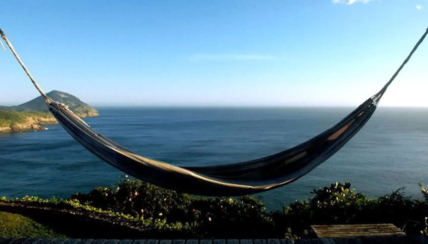 A casa com piscina com a melhor vista de Arraial do Cabo 2 Airbnb: Exclusividade no Pontal do Atalaia