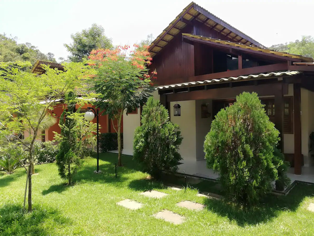 2d18ae0b ce5b 4c3e a2b6 80421eb188a5