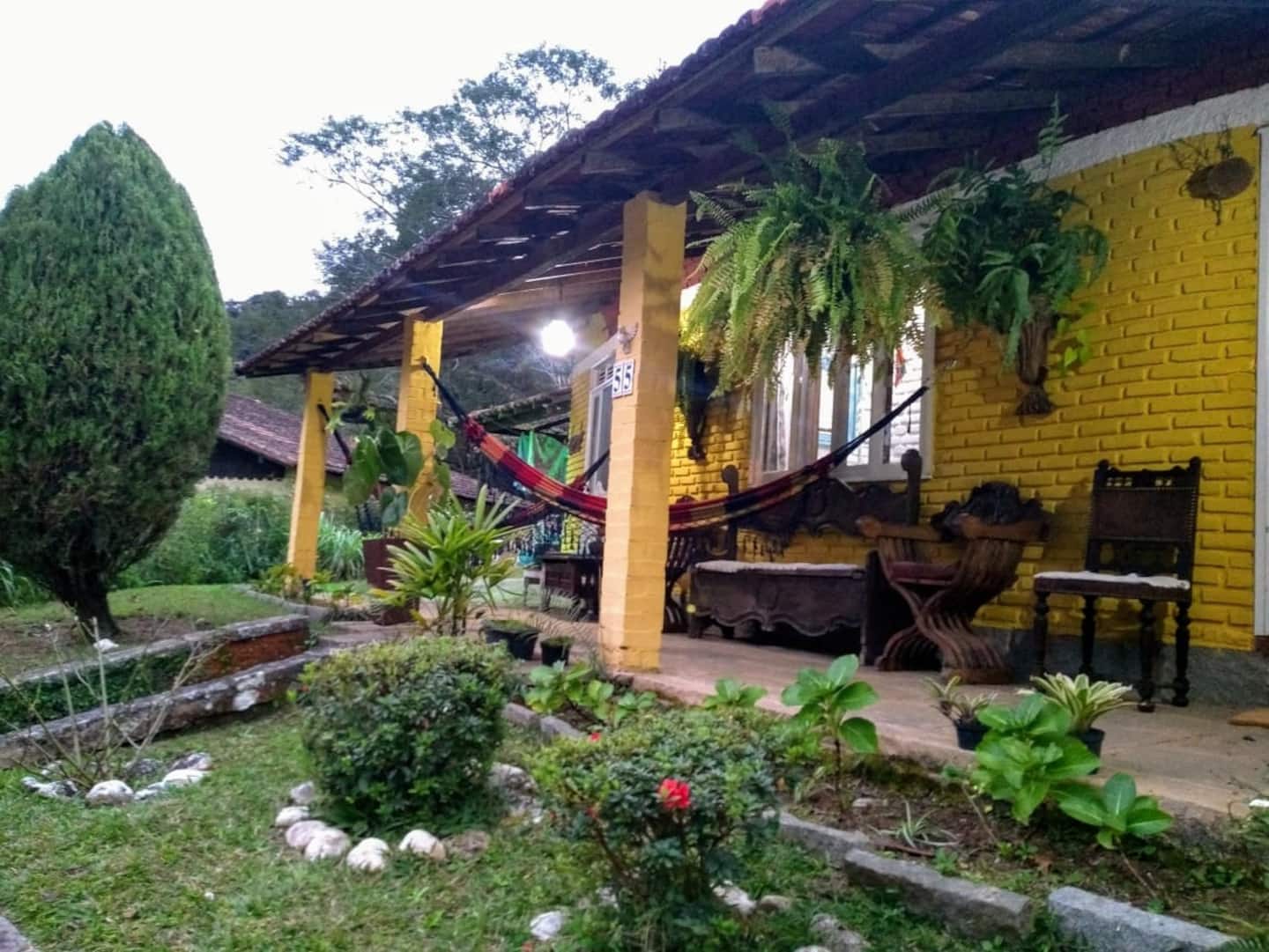 Airbnb Teresópolis: 10 casas que são convite para quem ama a natureza 6 021abe21 72b1 4e0a 8dc8 52cb4e65138e
