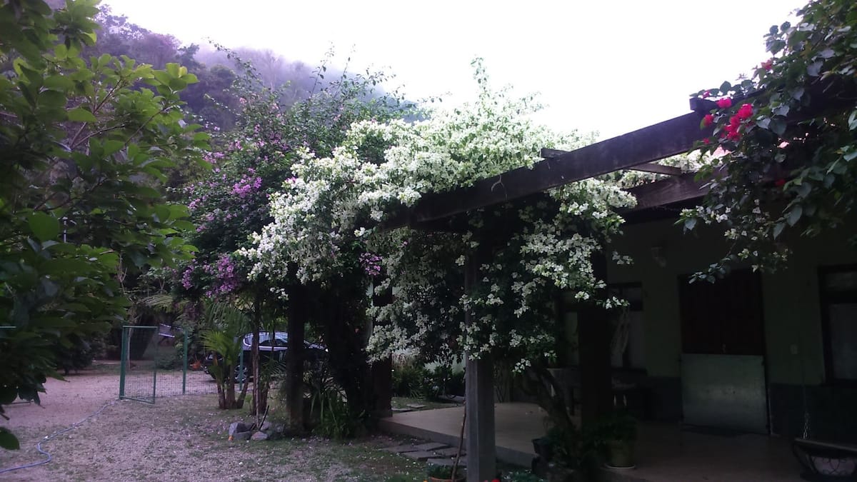 Airbnb Teresópolis: 10 casas que são convite para quem ama a natureza 7 3d7ab692 3b10 4d79 b4ca cc6bb011f335