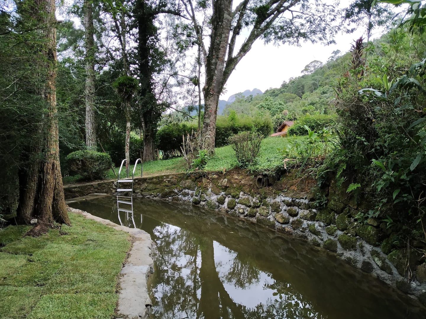 Airbnb Teresópolis: 10 casas que são convite para quem ama a natureza 4 ba2450ab 5a71 45b0 8ef3 3cf28e1d67fb
