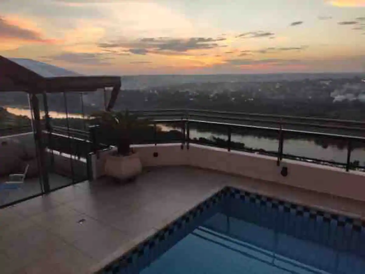 Airbnb em Foz do Iguaçu: 10 opções com o melhor custo-benefício 4 Airbnb em Foz do Iguaçu - Apartamento para Temporada em Foz do Iguaçu - Cobertura no Centro