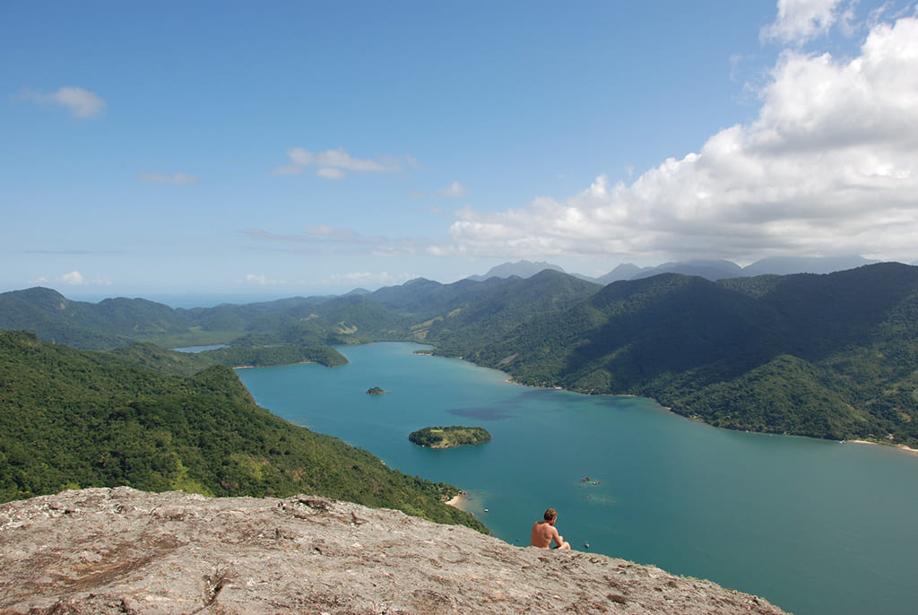 Lugares para viajar no Rio de Janeiro - Saco do Mamanguá - Paraty | Foto: K Thomason/Flickr (CC BY-NC-ND 2.0)