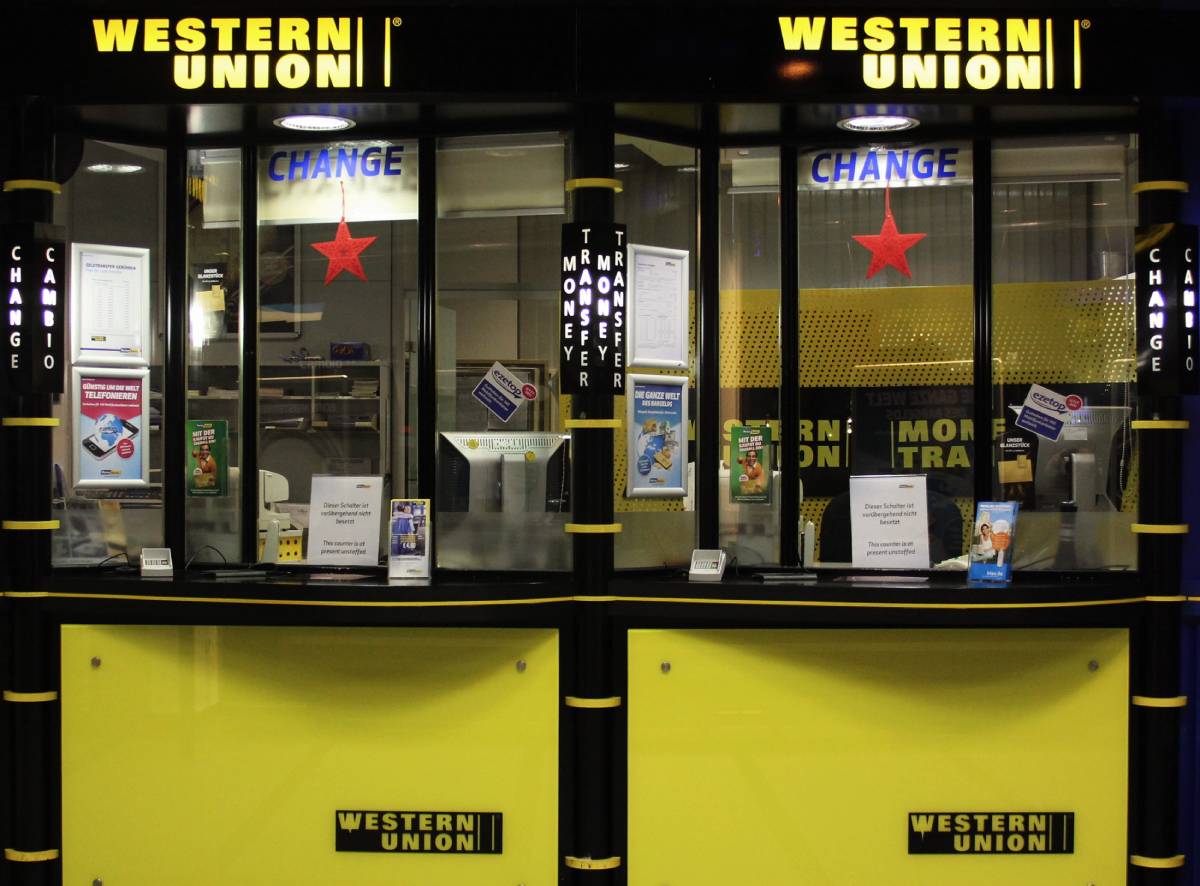 Como usar a WESTERN UNION: saque dinheiro em qualquer lugar do