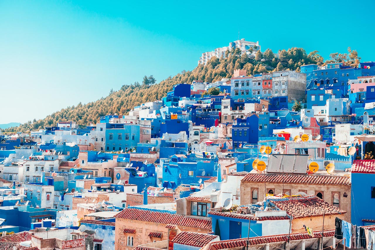 Seguro Viagem Marrocos - Na imagem em destaque, a cidade azul de Chefchaouen em Morrocos - Foto de Heidi Kaden / Unsplash