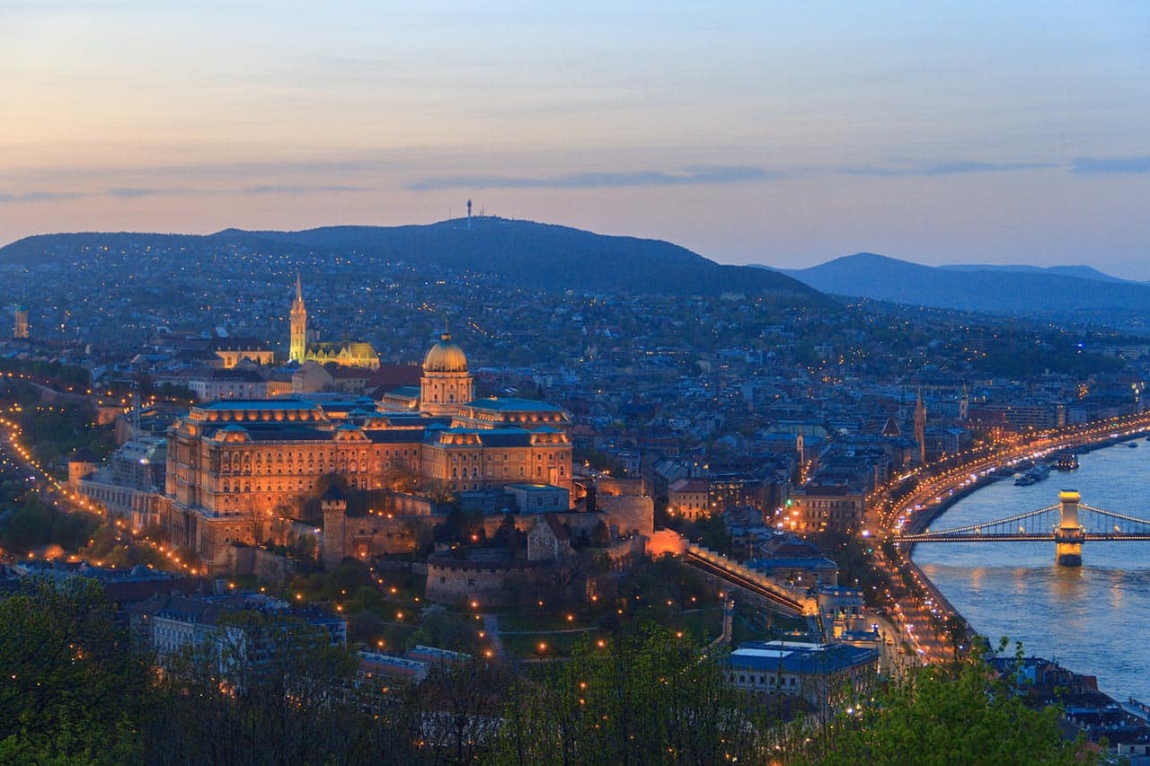 Seguro Viagem Hungria - Na imagem em destaque a cidade de Budapeste, capital da Hungria. - Foto de Henrique Ferreira / Unsplash