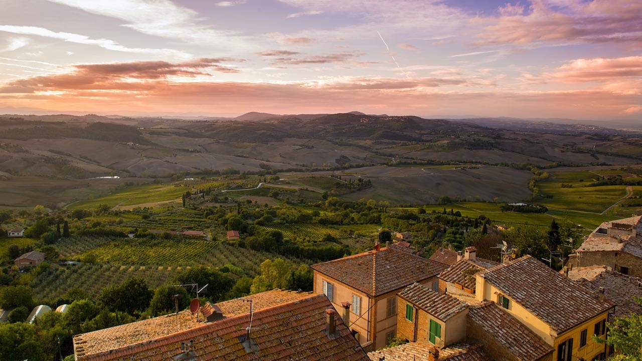 Seguro Viagem Itália: Montepulciano, Itália - Foto de Łukasz Czechowicz na Unsplash