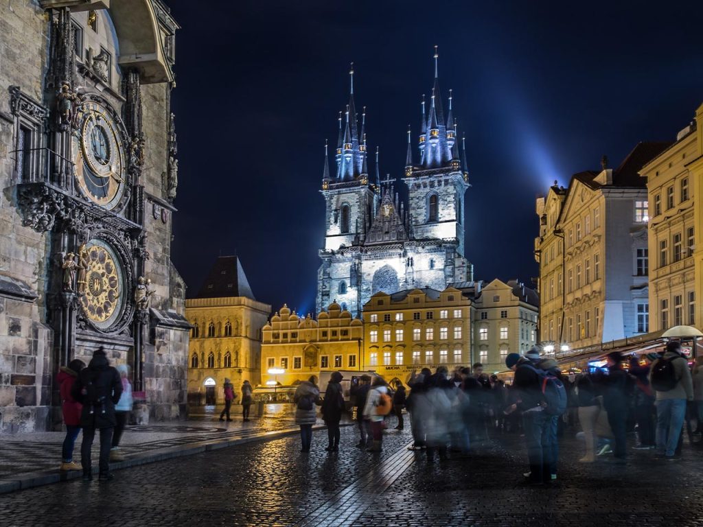 Seguro Viagem República Tcheca - Na imagem em destaque Praga, República Tcheca - Foto de Raúl Cacho Oses / Unsplash
