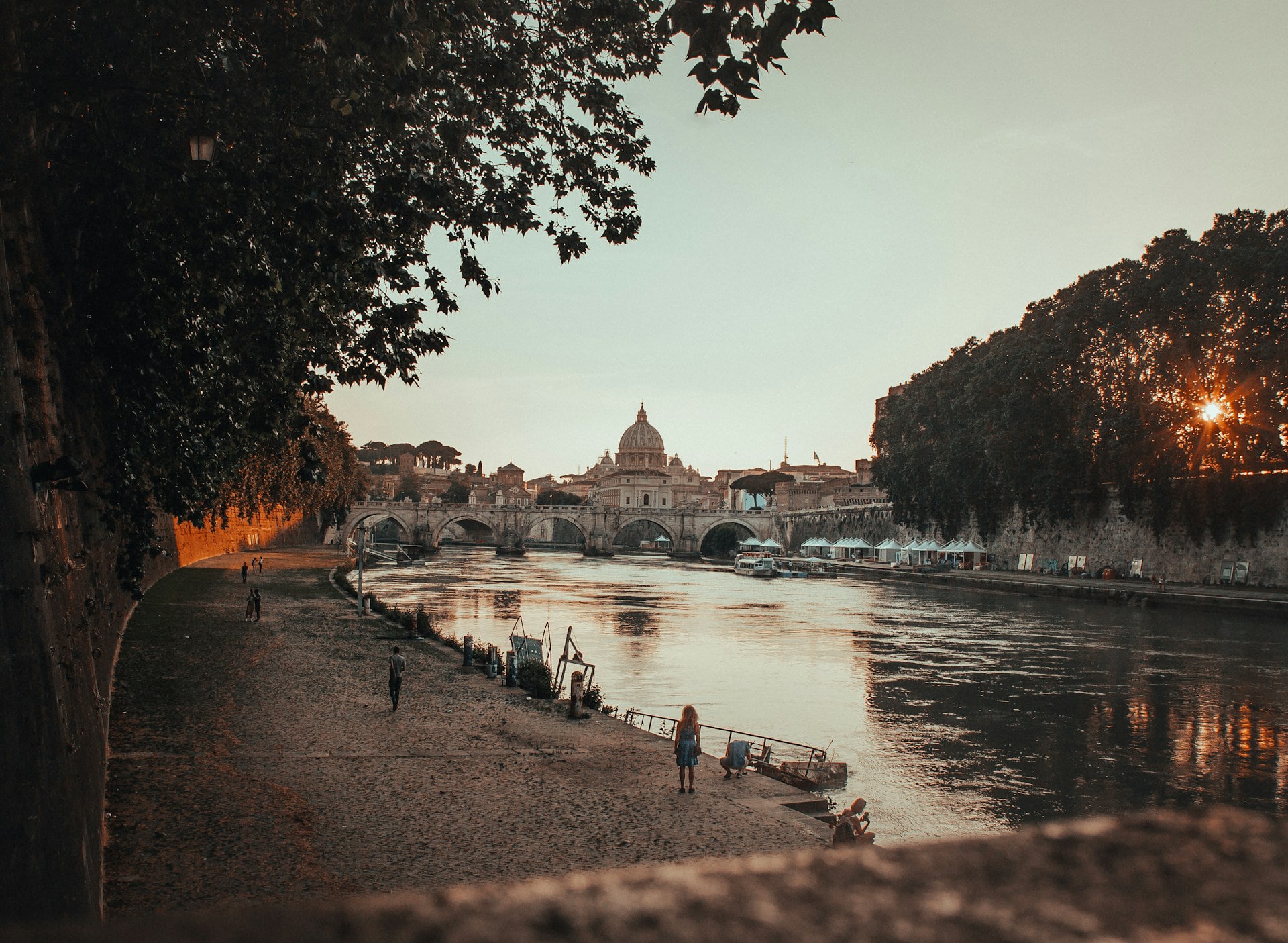 roma02 josh hild unsplash
