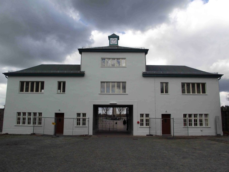 Campo-de-concentra%C3%A7%C3%A3o.jpg?resize=768%2C576