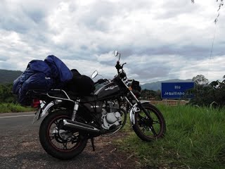 MOTO.jpg?height=240&width=320